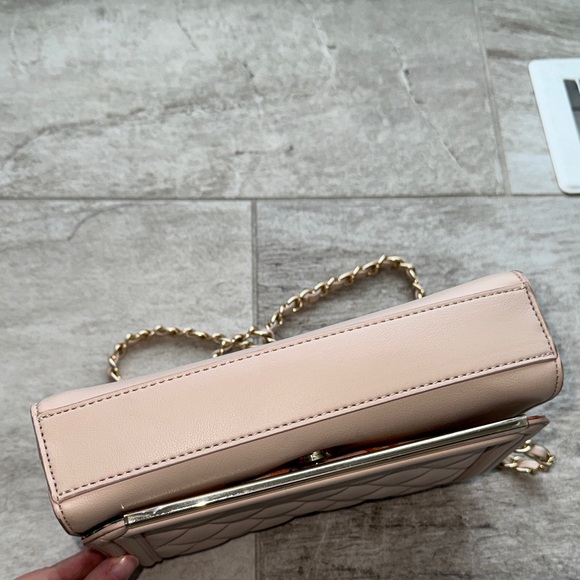 Aldo- Light pink- Elegant Quilted Chain Shoulder Bag - Picture 6 of 16